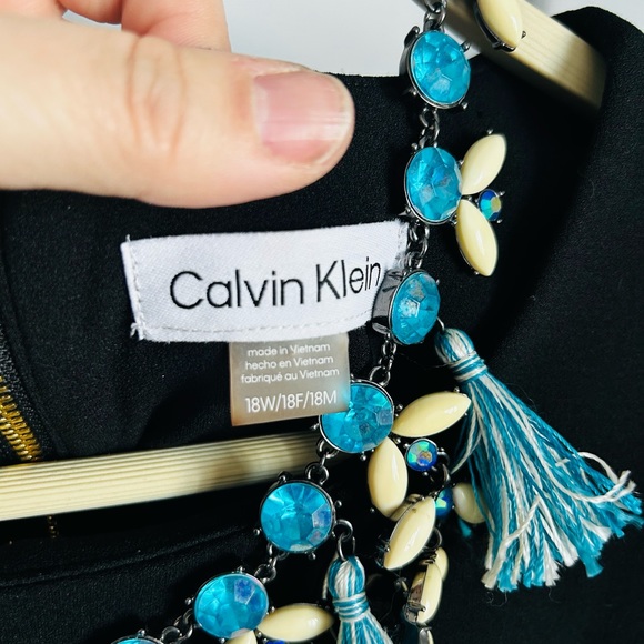 Beautiful used little black dress. - Picture 3 of 3